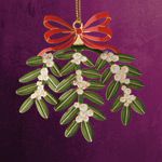 ChemArt Mistletoe Christmas Ornament