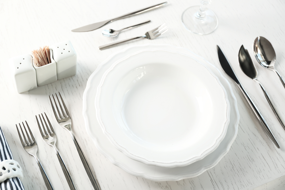 Flatware Etiquette for Formal Occasions: Dos & Don'ts