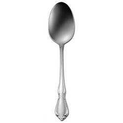 A photo of Chateau Serving Spoon
