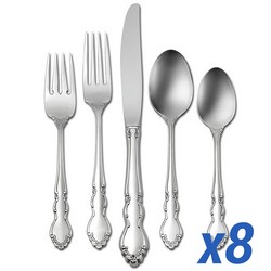 Dover 40 piece Service for 8 Oneida