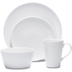 A photo of WoW Swirl 4pc Place Setting, Coupe