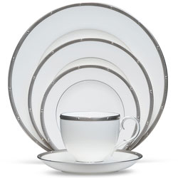A photo of Rochelle Platinum 5pc Place Setting