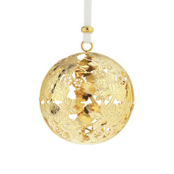 A photo of 2025 Gold Christmas Ball