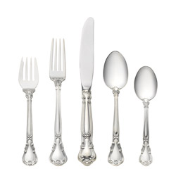 Chantilly 5pc Place Setting, Oval Soup Spoon