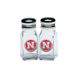 A photo of Salt & Pepper Shakers, University of Nebraska, Color