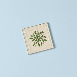 Holiday Carved Trivet, 6in.