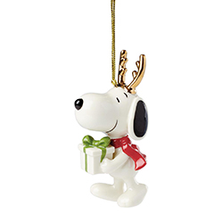 A photo of Snoopy with Gift