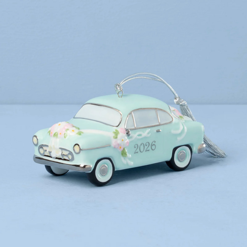 2026 Just Married Vintage Car Ornament