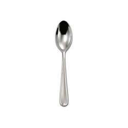 A photo of Dylan Teaspoon