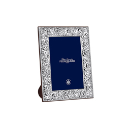 A photo of Adorno Picture Frame, 4x6
