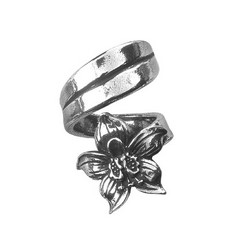 A photo of Flower of the Month Ring, July/Larkspur