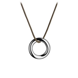 Necklaces & Pendants