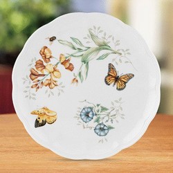 A photo of Dinner Plate, Monarch