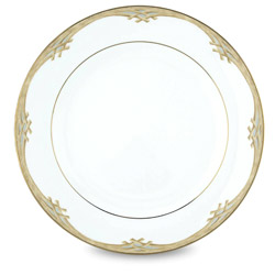 A photo of Colonial Bamboo Dinner Plate