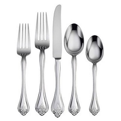 A photo of Boutonniere 5pc Place Setting