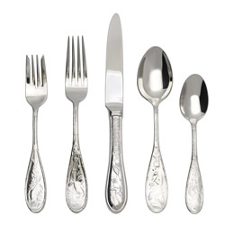 A photo of Ricci Japanese Bird 5pc Place Setting