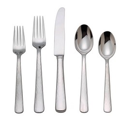 A photo of Silver Echo 5pc Place Setting