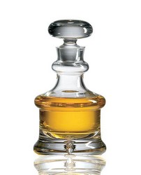A photo of Larchmont Distiller Decanter