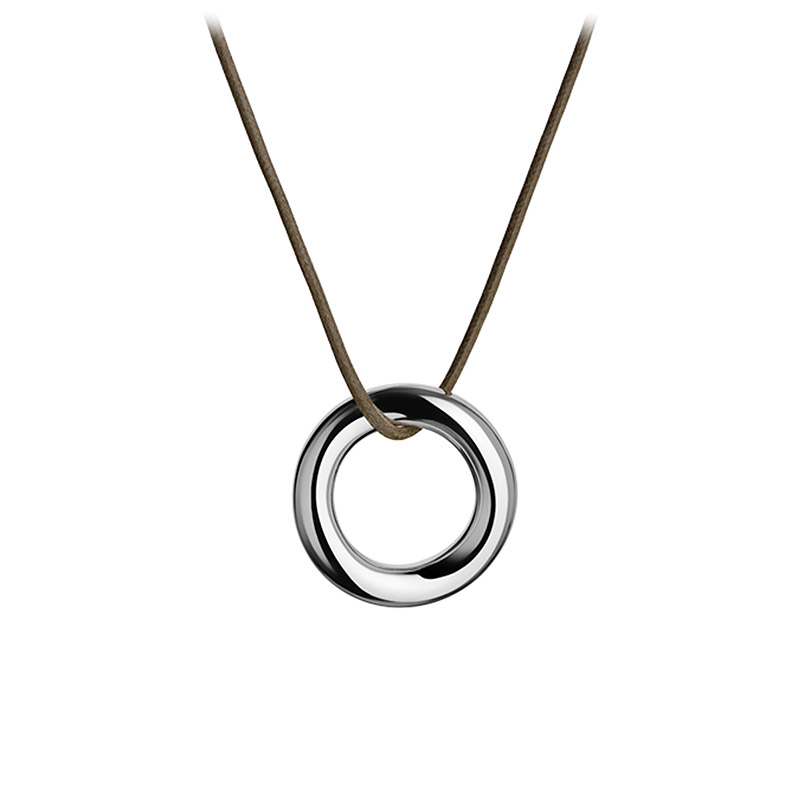 Christofle sterling silver pendant necklace.