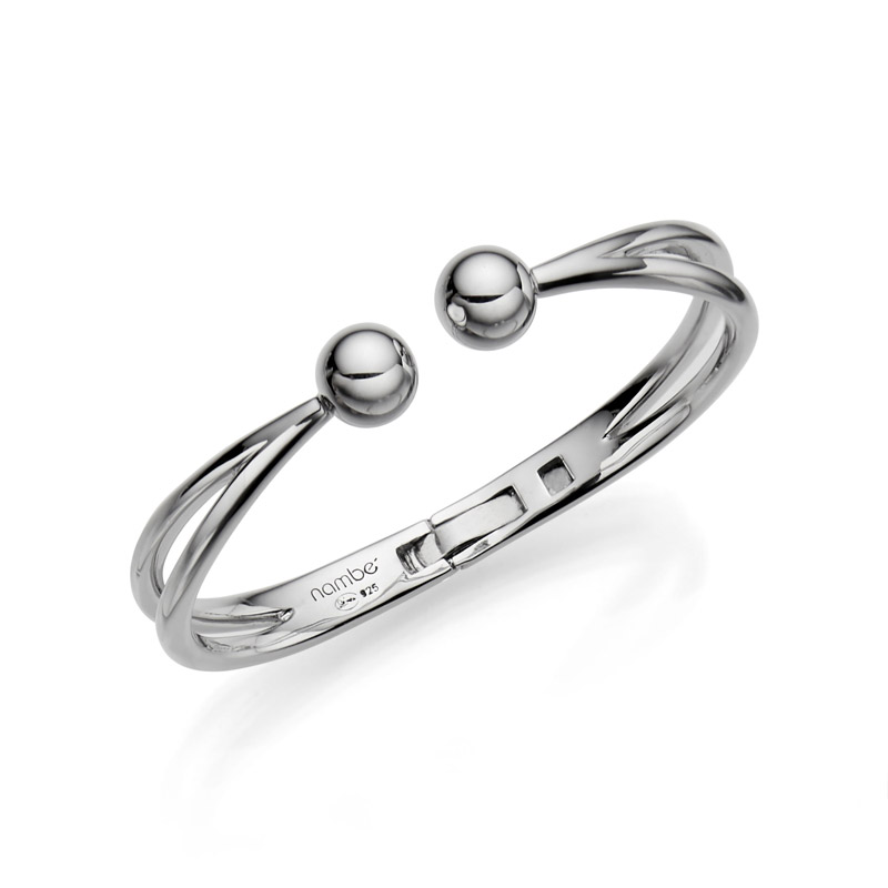 Nambe Rain Drop Hinged bangle bracelet in silver.